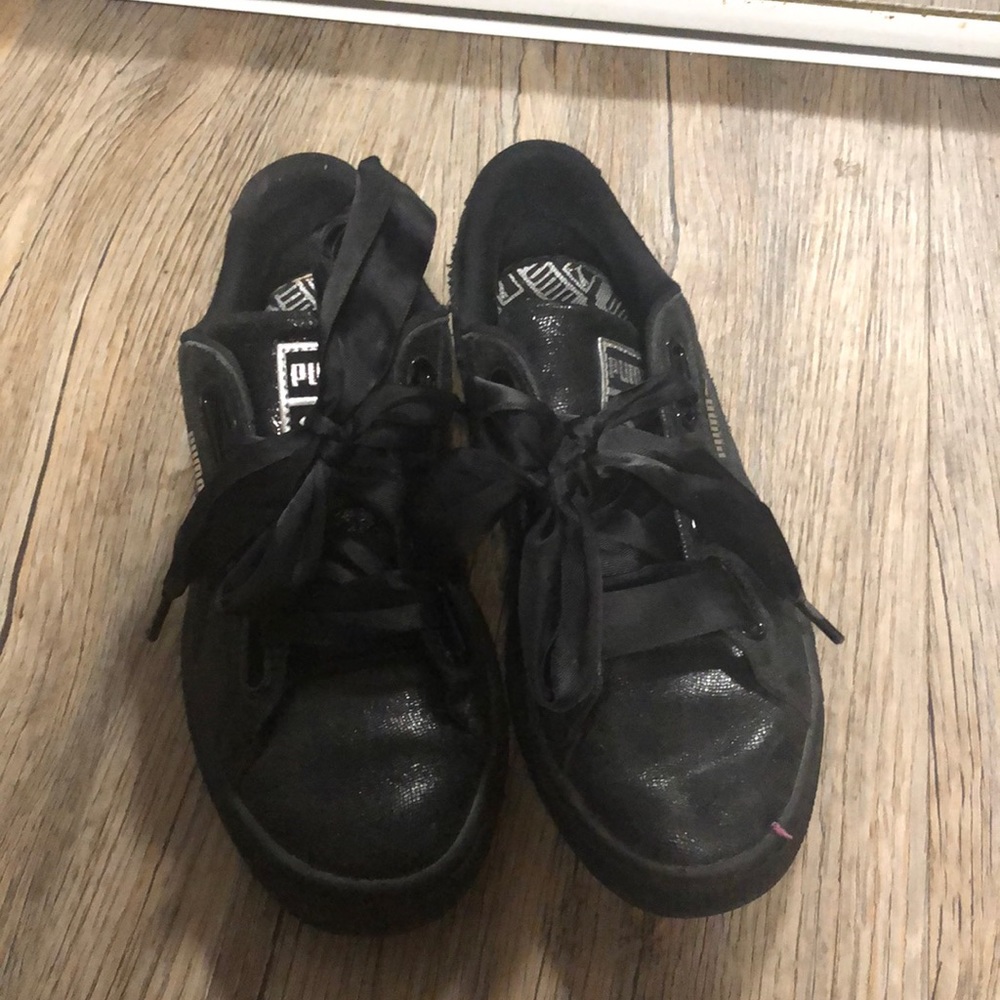 Black Leather Puma Sneakers